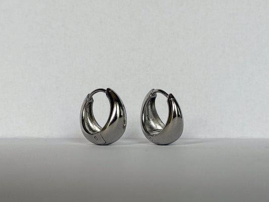 Bold Flow Hoops - rostfrittstål - Milone Jewelry
