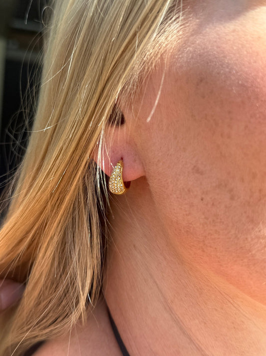 Bold Flow Hoops med strass - rostfrittstål - Milone Jewelry