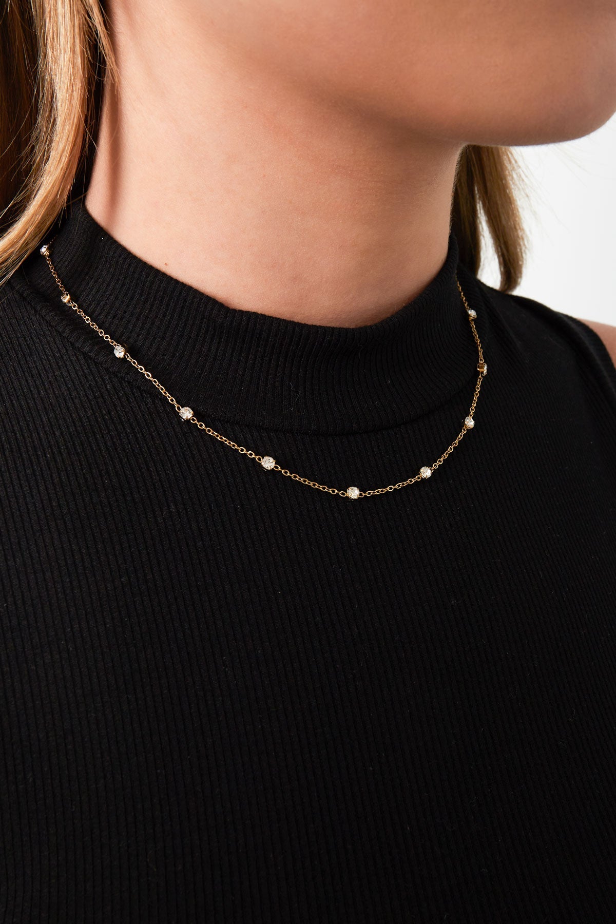 Dazzling Halsband med Glittrande Stenar - Milone Jewelry