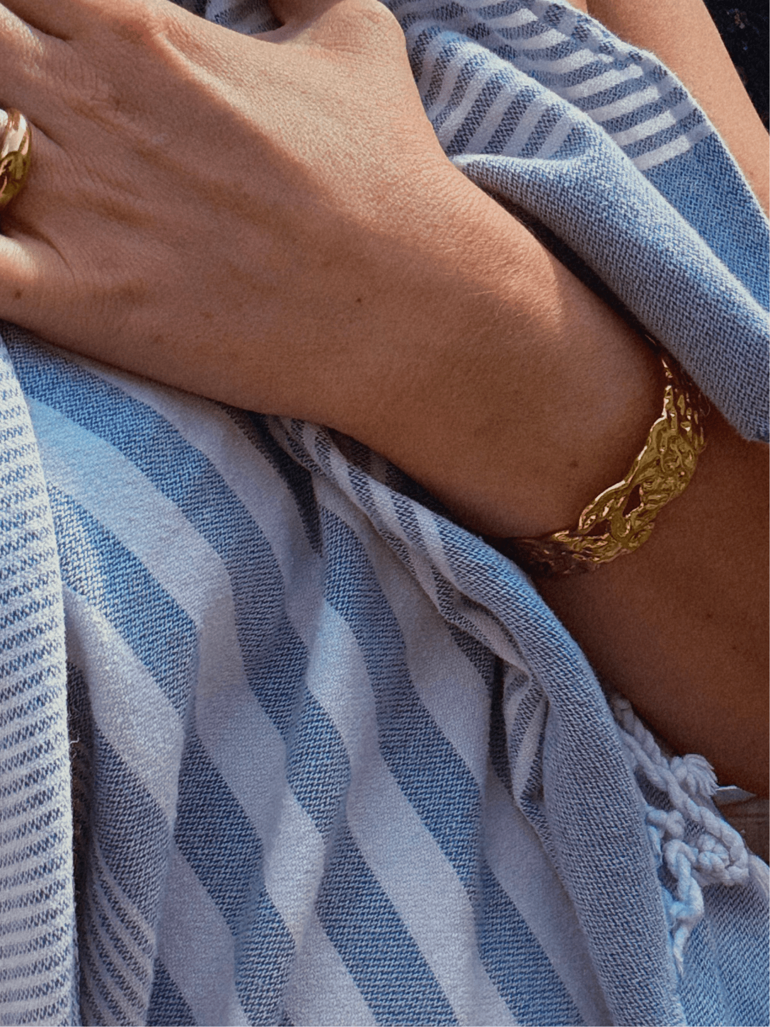 Geometrisk Glans – Cuff armband - Milone Jewelry