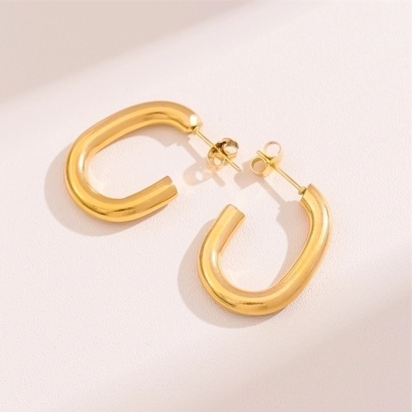 Halv creoler med stift - Milone Jewelry
